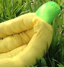 Load image into Gallery viewer, Banana Dog® Comfortable Dog Bed